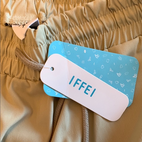 Cream Wide Leg Pants with Elastic Waistband and Relaxed Fit - Picture 7 of 7